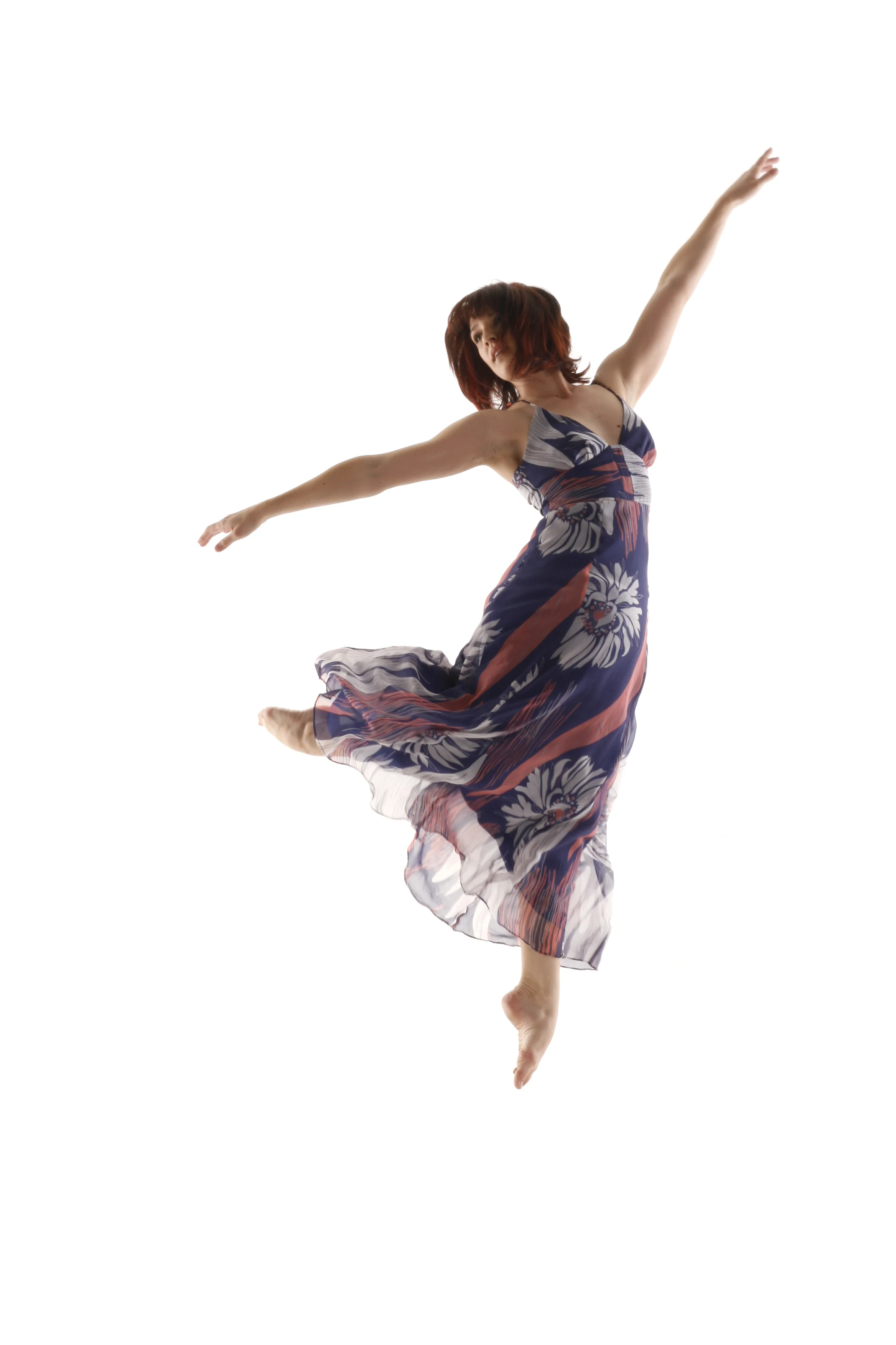 Helen Duncan_leaping_Photographer Jeremy Phillips.jpg