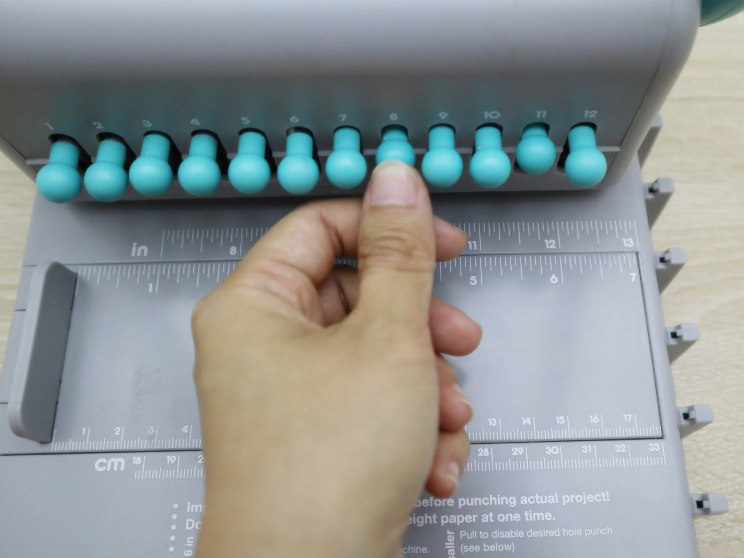 Guide for Using the Cinch as a Planner Hole Puncher