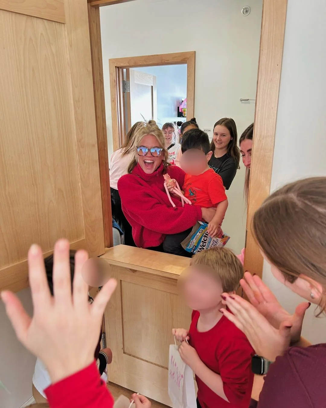 Cupid&rsquo;s cutest crew! 💘 Spreading love, practicing social skills, and building friendships one Valentine at a time!! 💌 #AutismFromTheStart #ABATherapy #CompassionateABA #Earlyintervention #SocialSkills #HappyValentinesDay