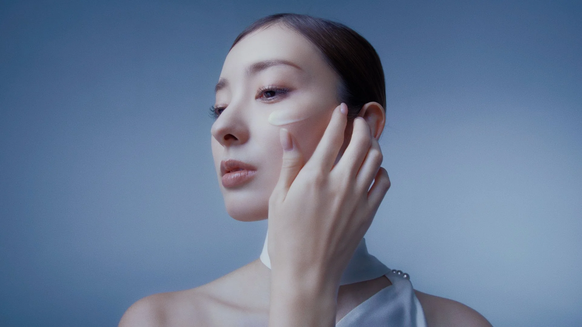 FAS / THE BLACK BRIGHT SERUM II