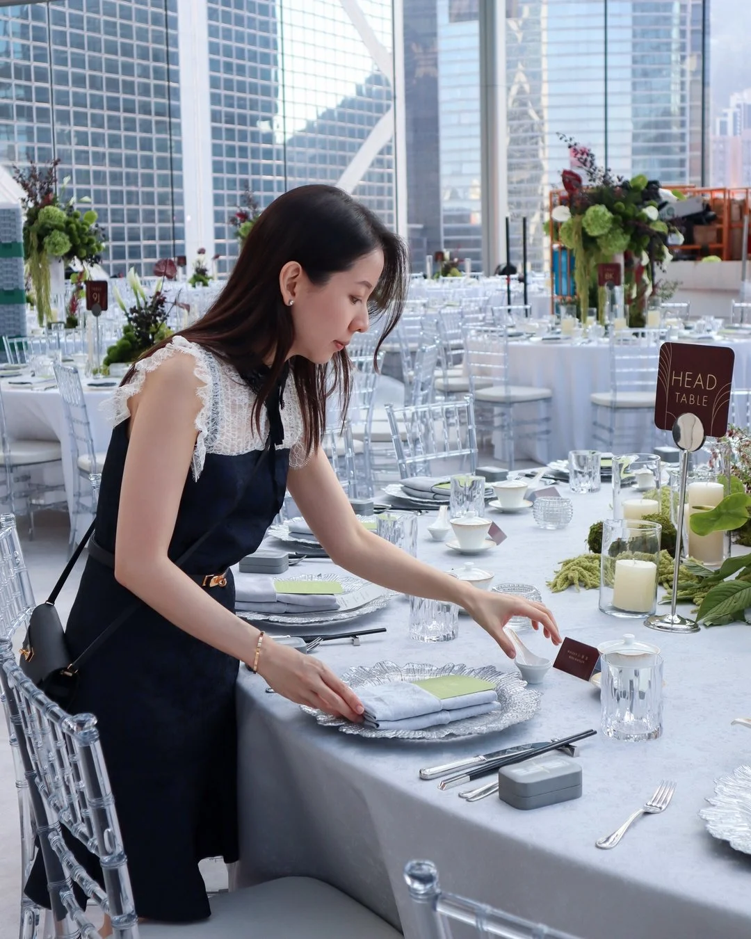 The moments before doors open are when everything comes together 🫶🏻​​​​​​​​
​​​​​​​​
The details we&rsquo;ve discussed, the textures we&rsquo;ve chosen, the feeling we&rsquo;ve envisioned.​​​​​​​​
​​​​​​​​
I love being hands-on in these final adjus