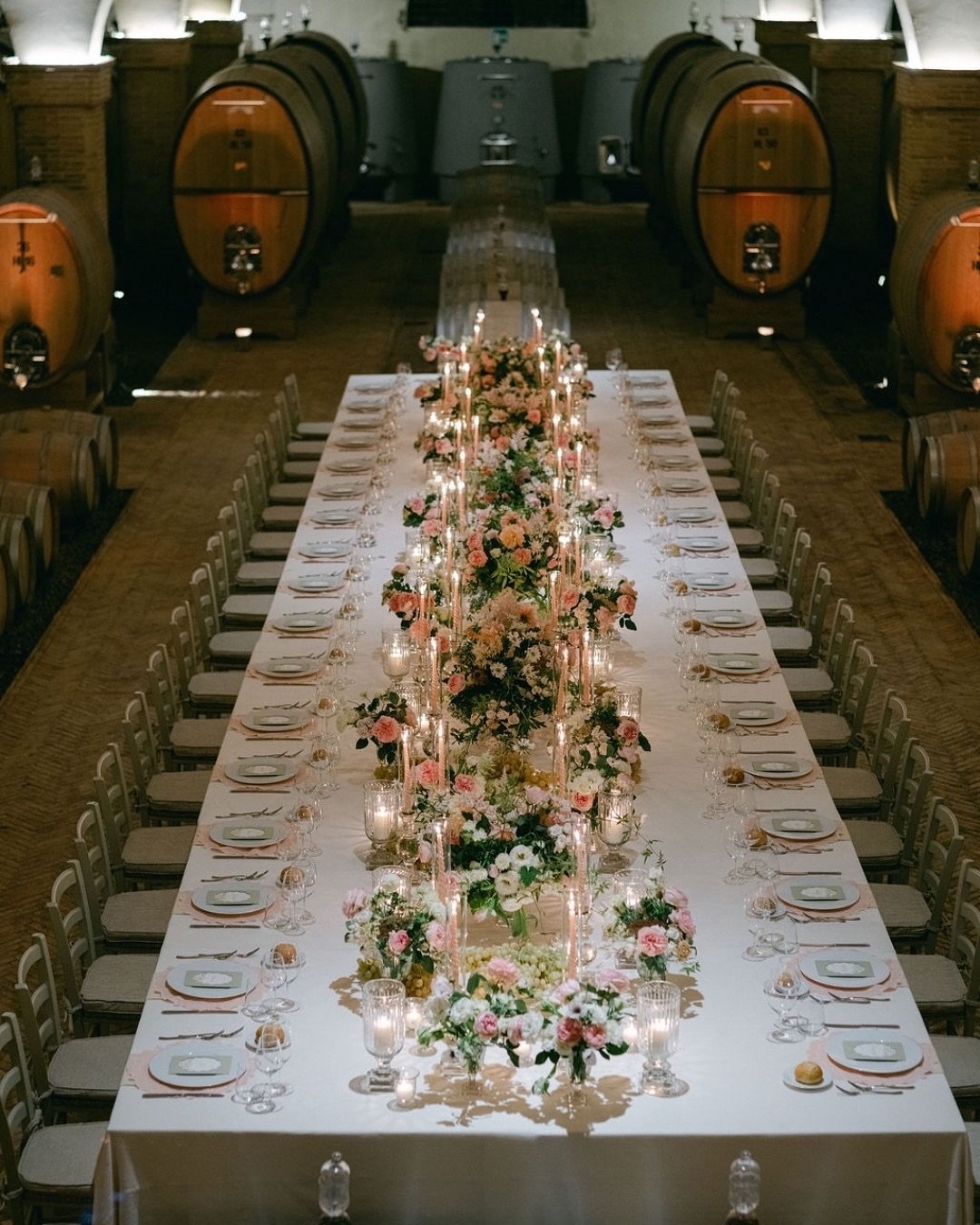 A&amp;D&rsquo;s wedding was a celebration shaped by comfort, taste, and time.
⠀⠀⠀⠀⠀⠀⠀⠀⠀
At @rosewoodcastigliondelbosco , the couple wanted their guests to feel at home &mdash; to slow down, savour, and simply enjoy.
⠀⠀⠀⠀⠀⠀⠀⠀⠀
The ceremony looked out 