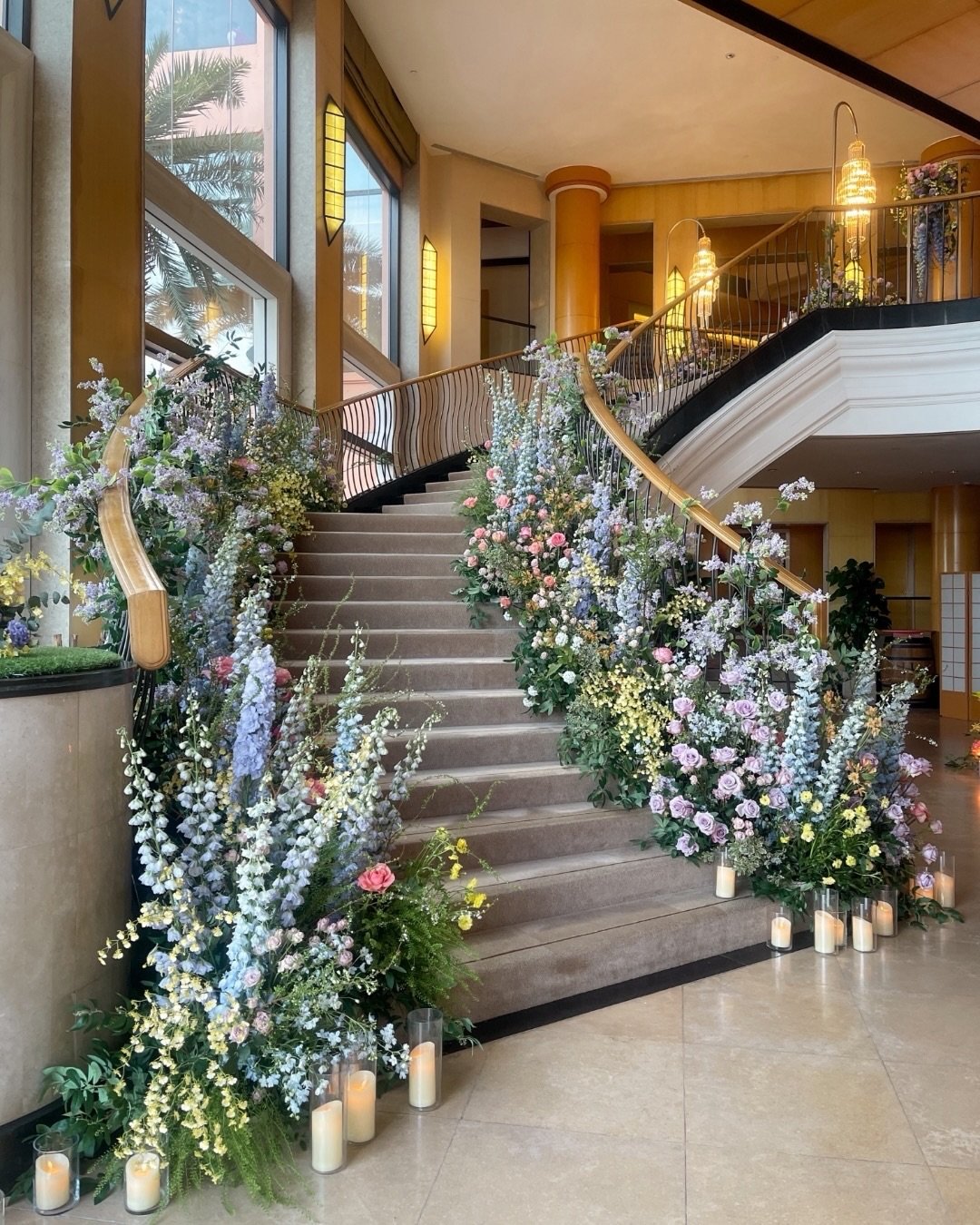 Some BTS photos from this past weekend -
⠀⠀⠀⠀⠀⠀⠀⠀⠀
K &amp; A reached out about 1.5 years ago, and we did an early site visit at American Club to walk the space together. Their personalities are quite different &mdash; she&rsquo;s warm and expressive,