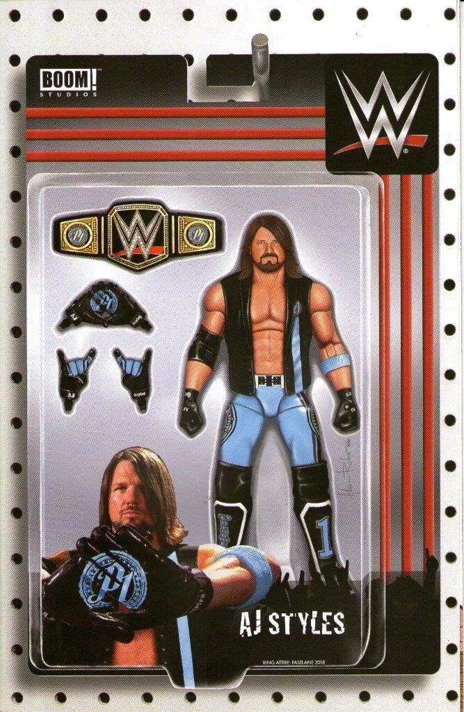 Lucky_Target_Comics_Boom_WWE_23_Action_Figure_Variant.jpg