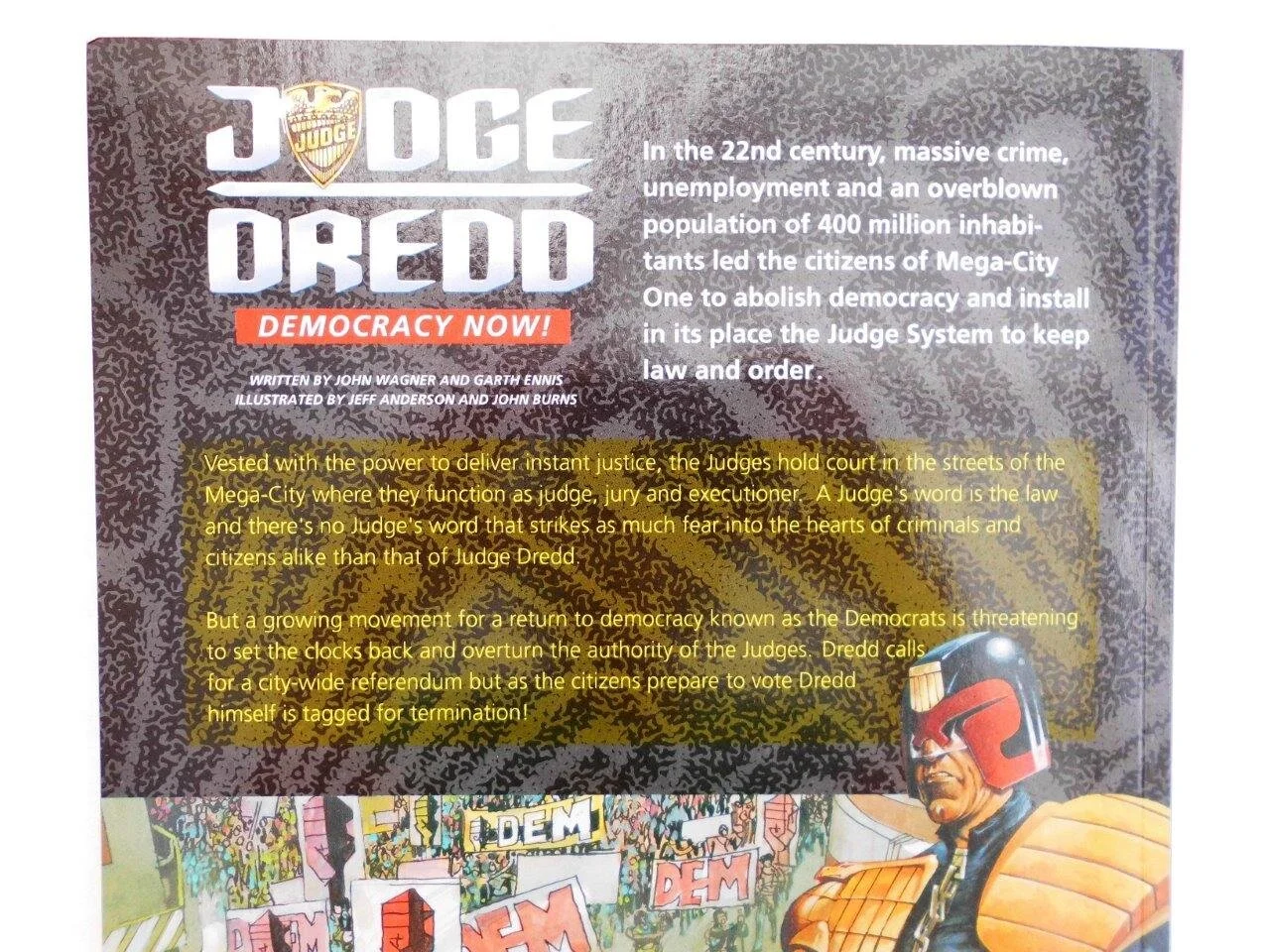 Lucky_Target_Comics_UK_2000AD_Judge_Dredd_Democracy_Now_back.JPG