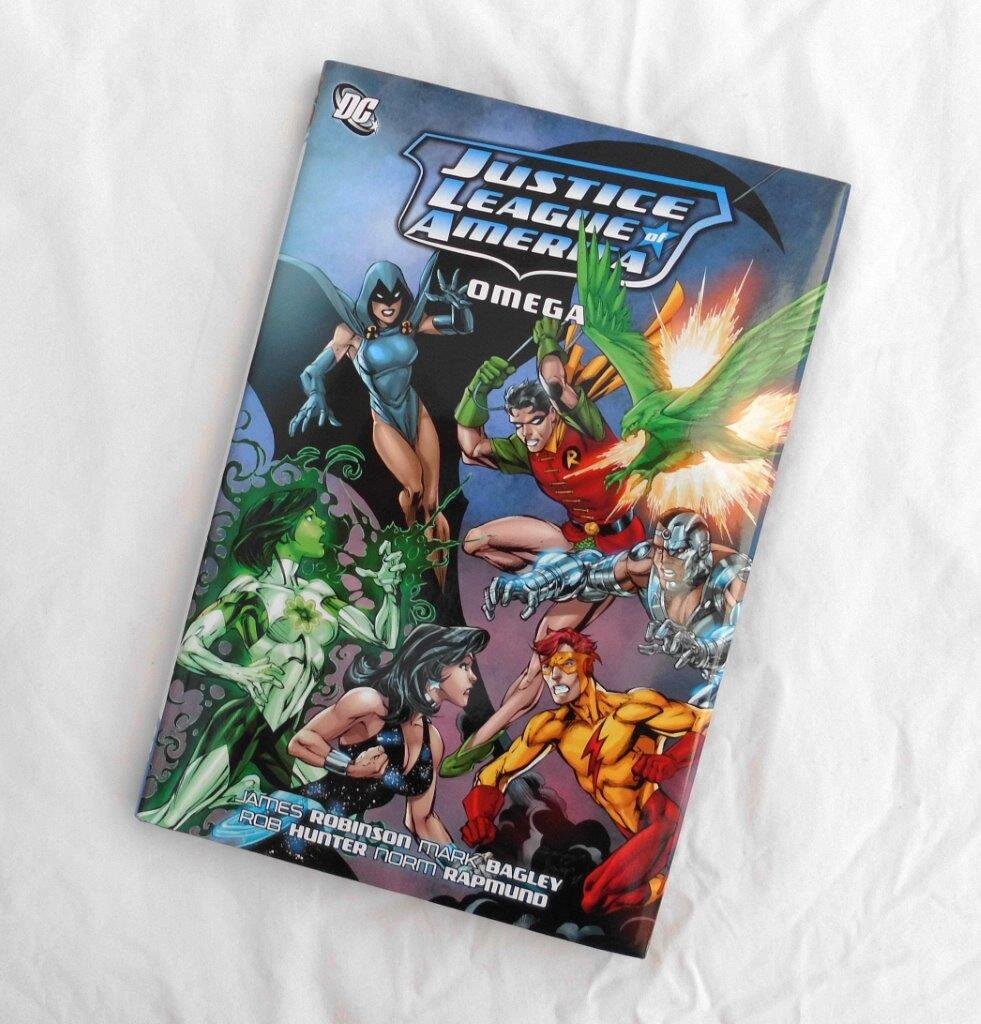 Lucky_Target_Comics_GNs_Justice_League_of_America_Omega.JPG