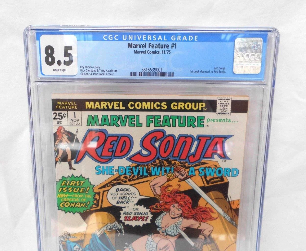 Lucky_Target_Comics_CGC_Marvel_Feature_1_number.JPG