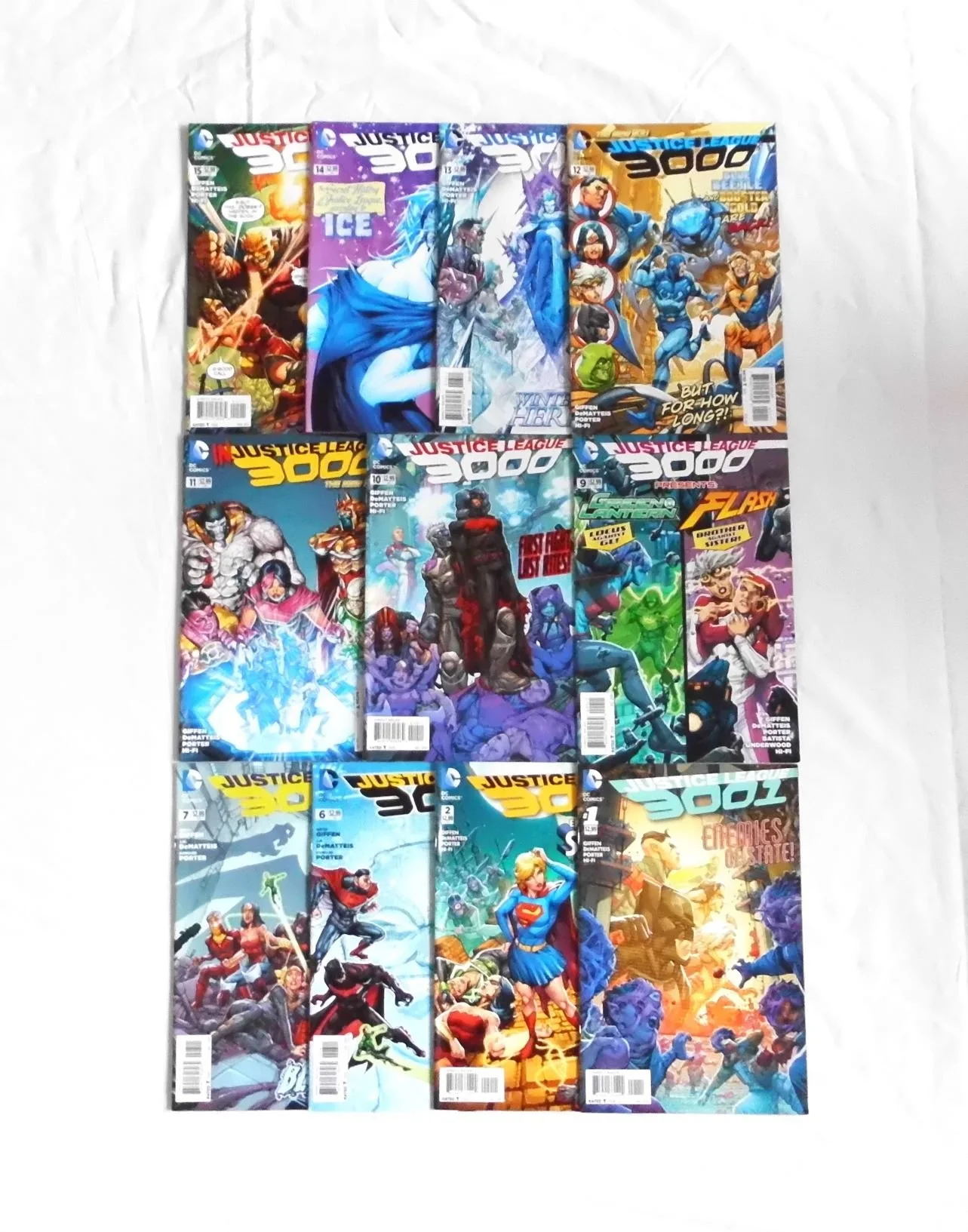 Justice League 3001 x10 Bundle
