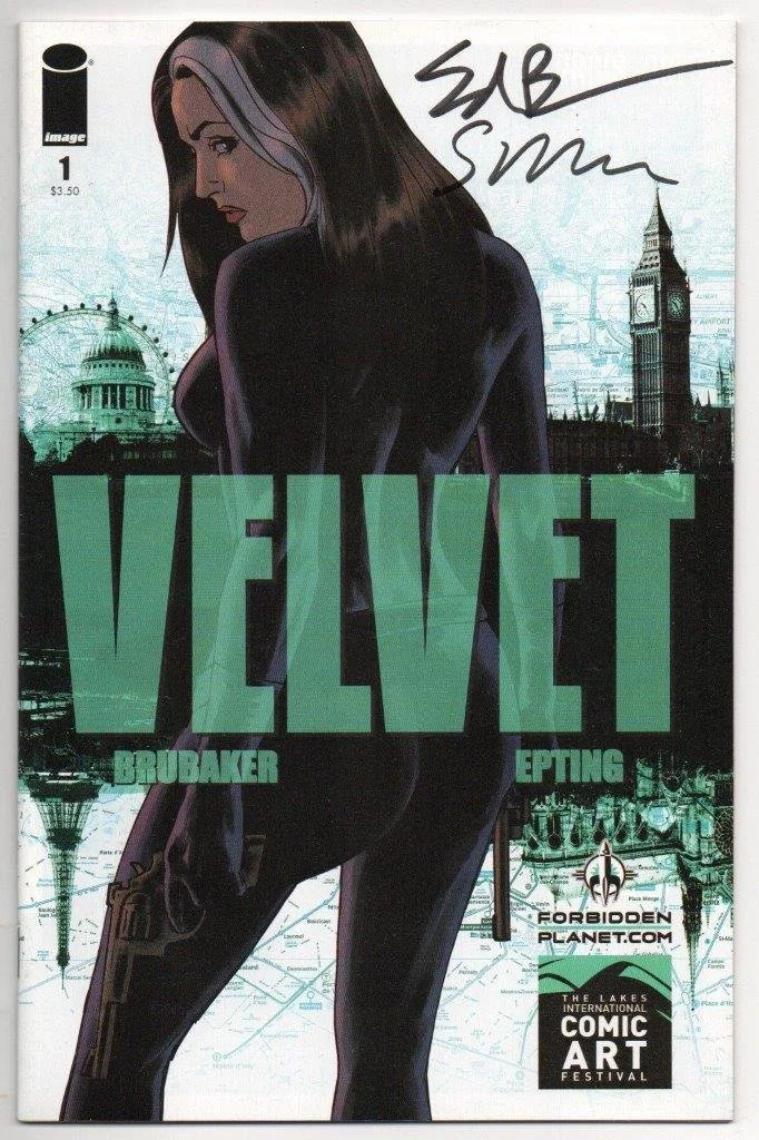 Lucky_Target_Comics_Signed_Image_Velvet_1_FPVar_Signed.jpg