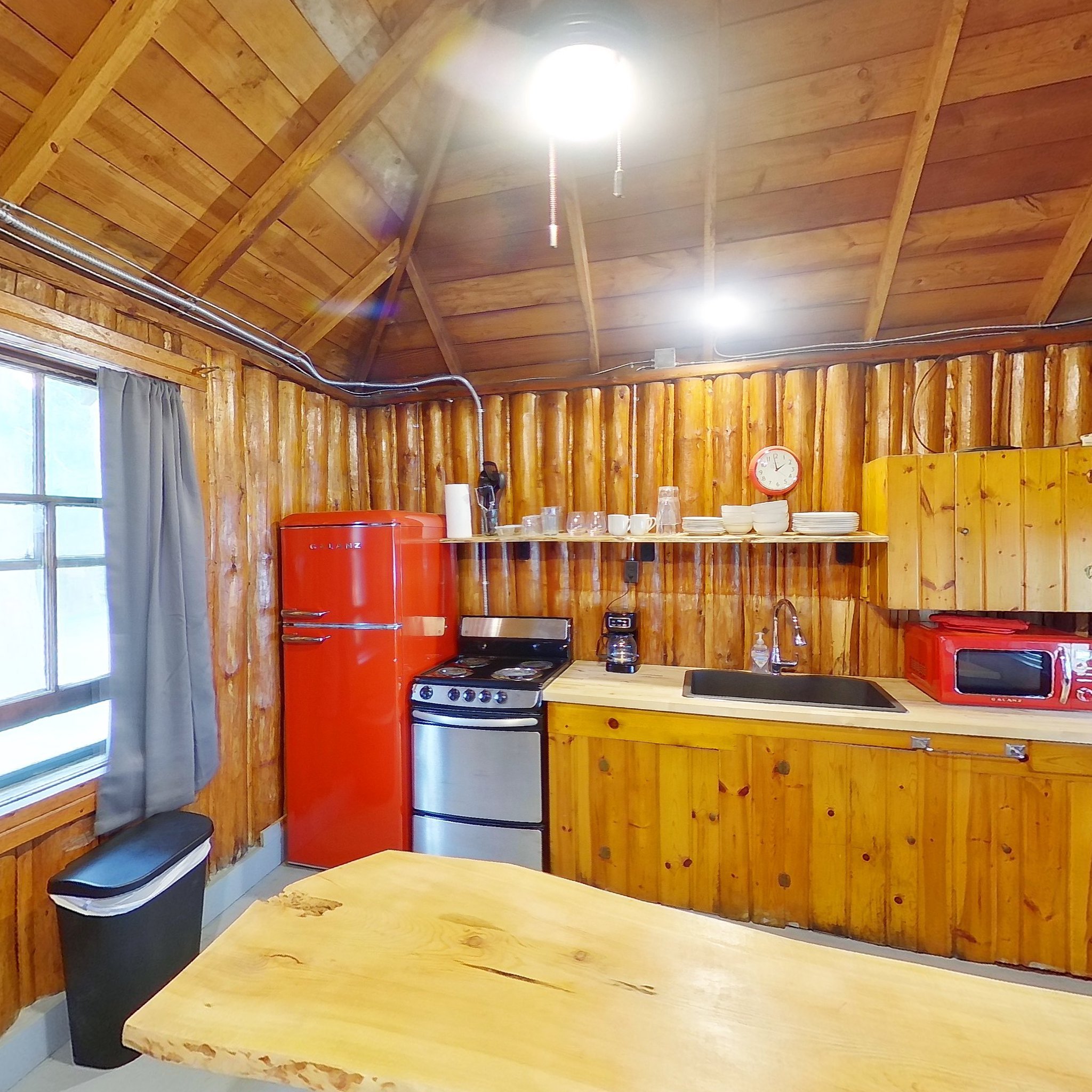 Cabin 11b Kitchen.jpg