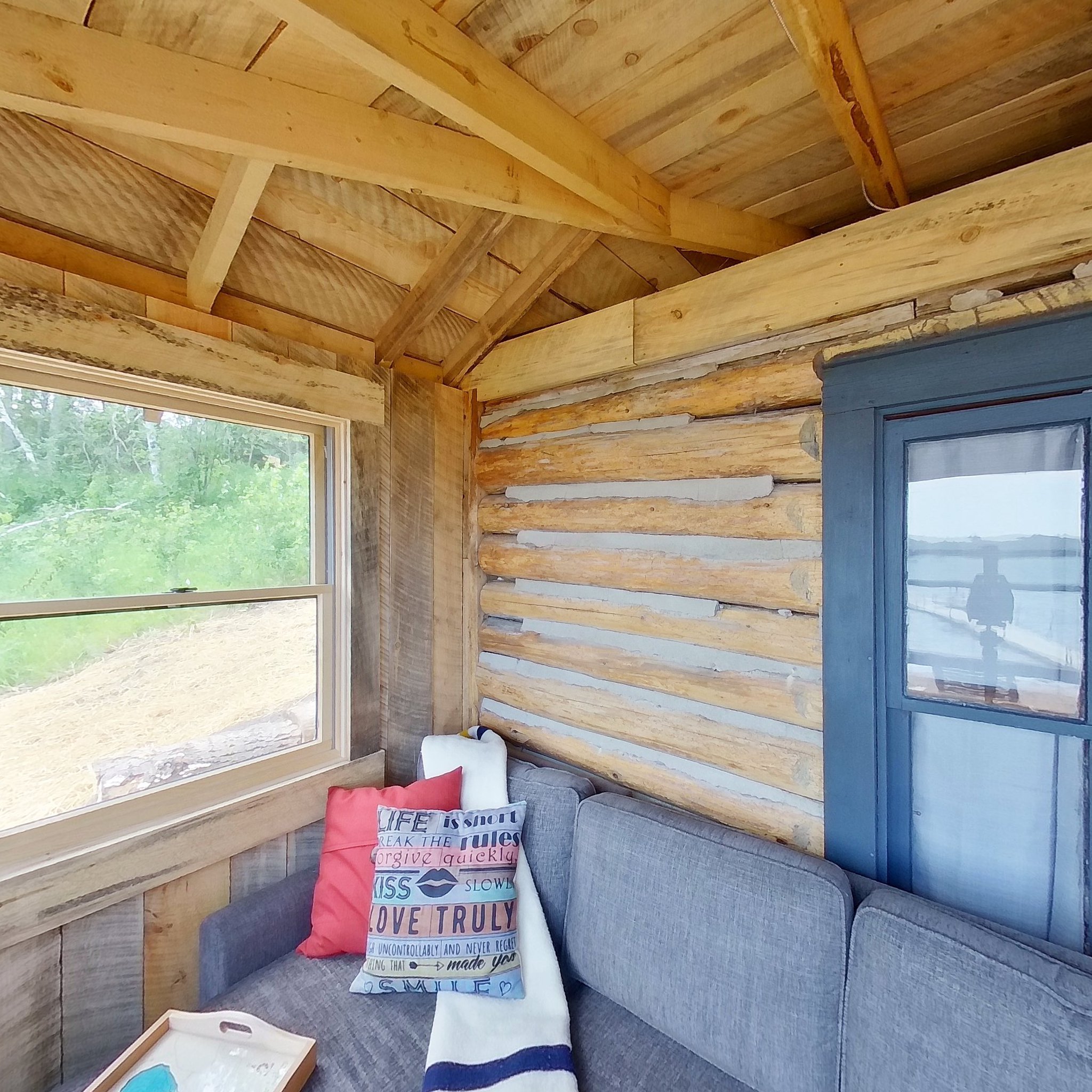 Cabin 1 Porch 3.jpg