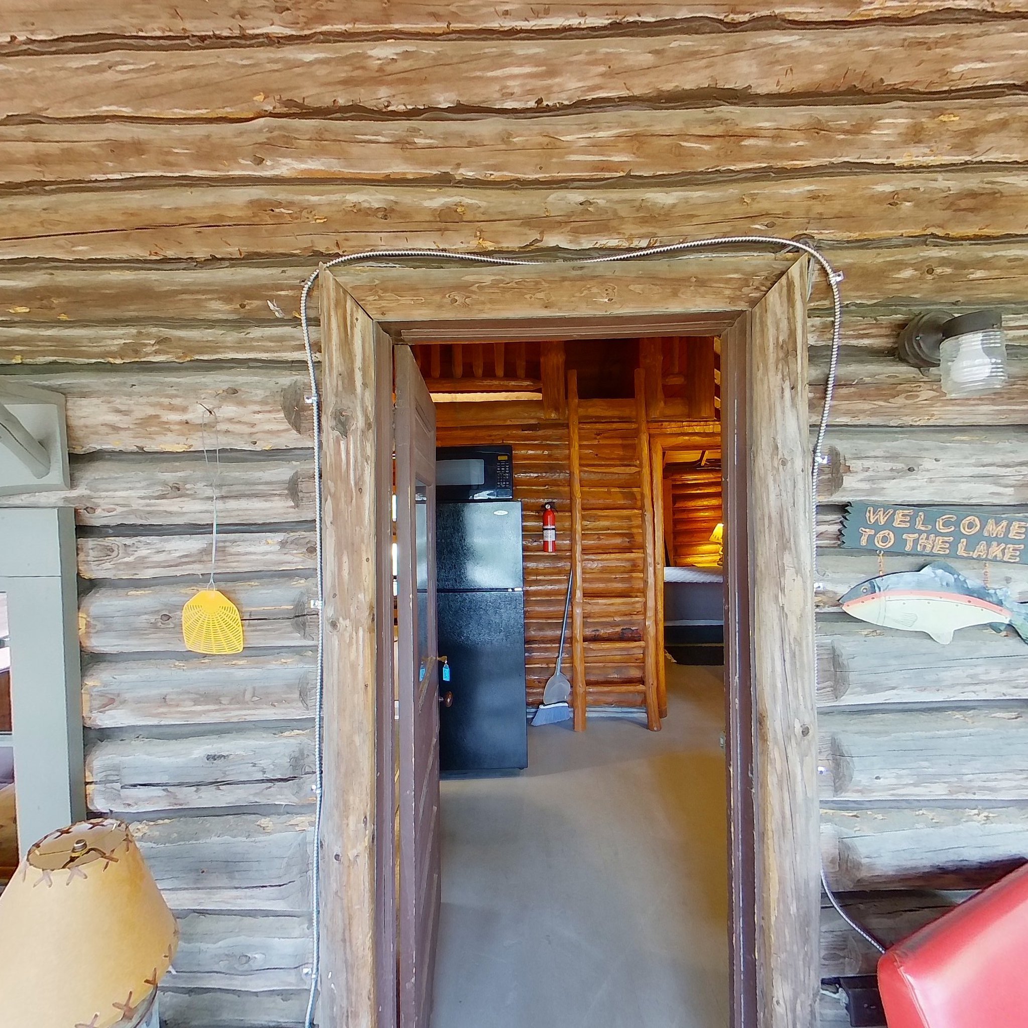 Cabin 9 Entrance.jpg