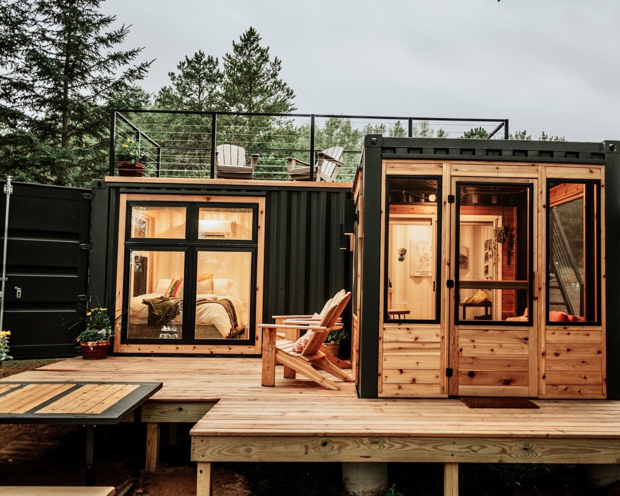Unique stays container cabin Wambolts Cabins