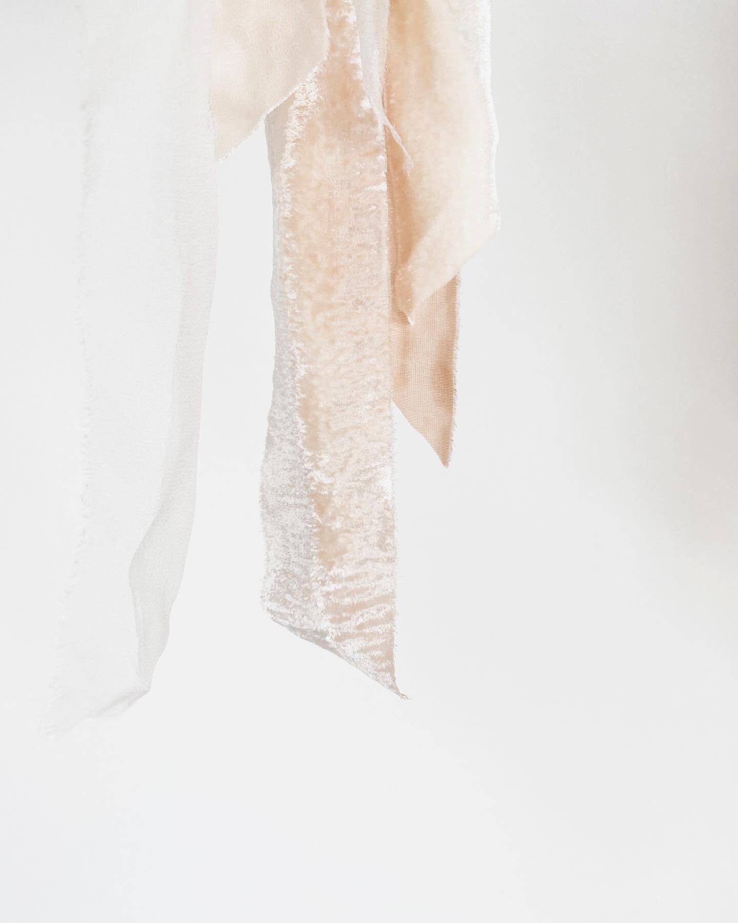 Ribbons dancing in the light. ⠀
⠀
All of the ribbons I use are torn by hand from beautiful, real, silk and hand-dyed from my homemade natural dyes. The dyes are made exclusively from plants and food waste. ⠀
⠀
I believe it adds a unique touch to ever