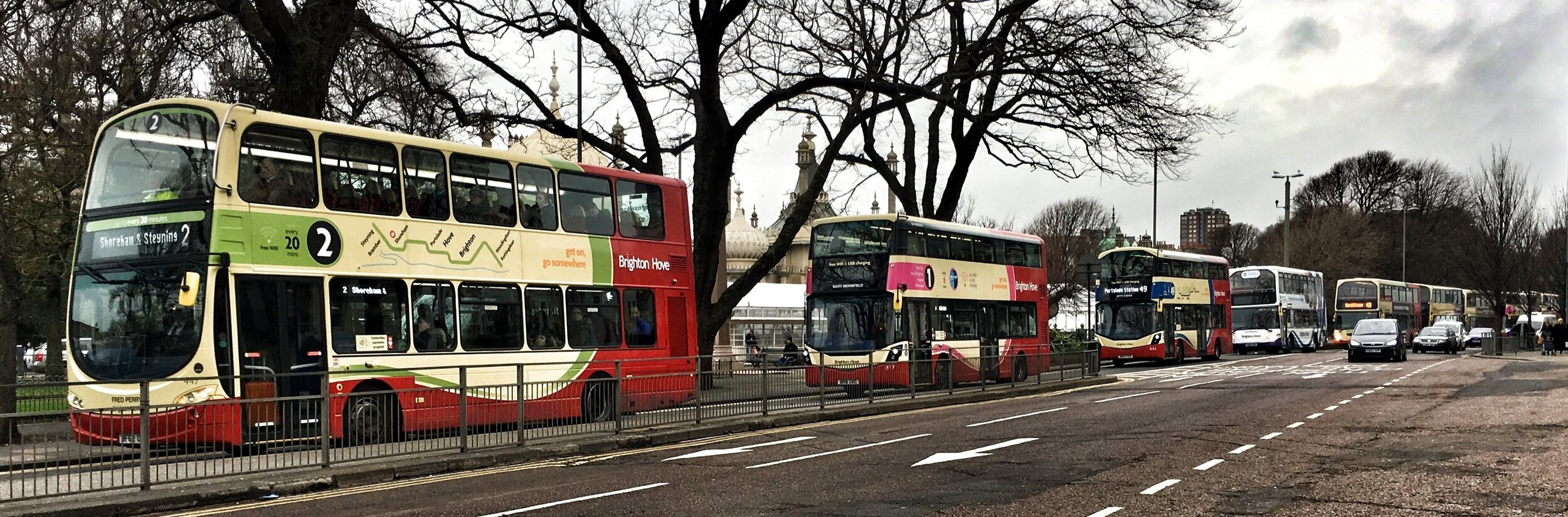 buses on the old steine.jpeg
