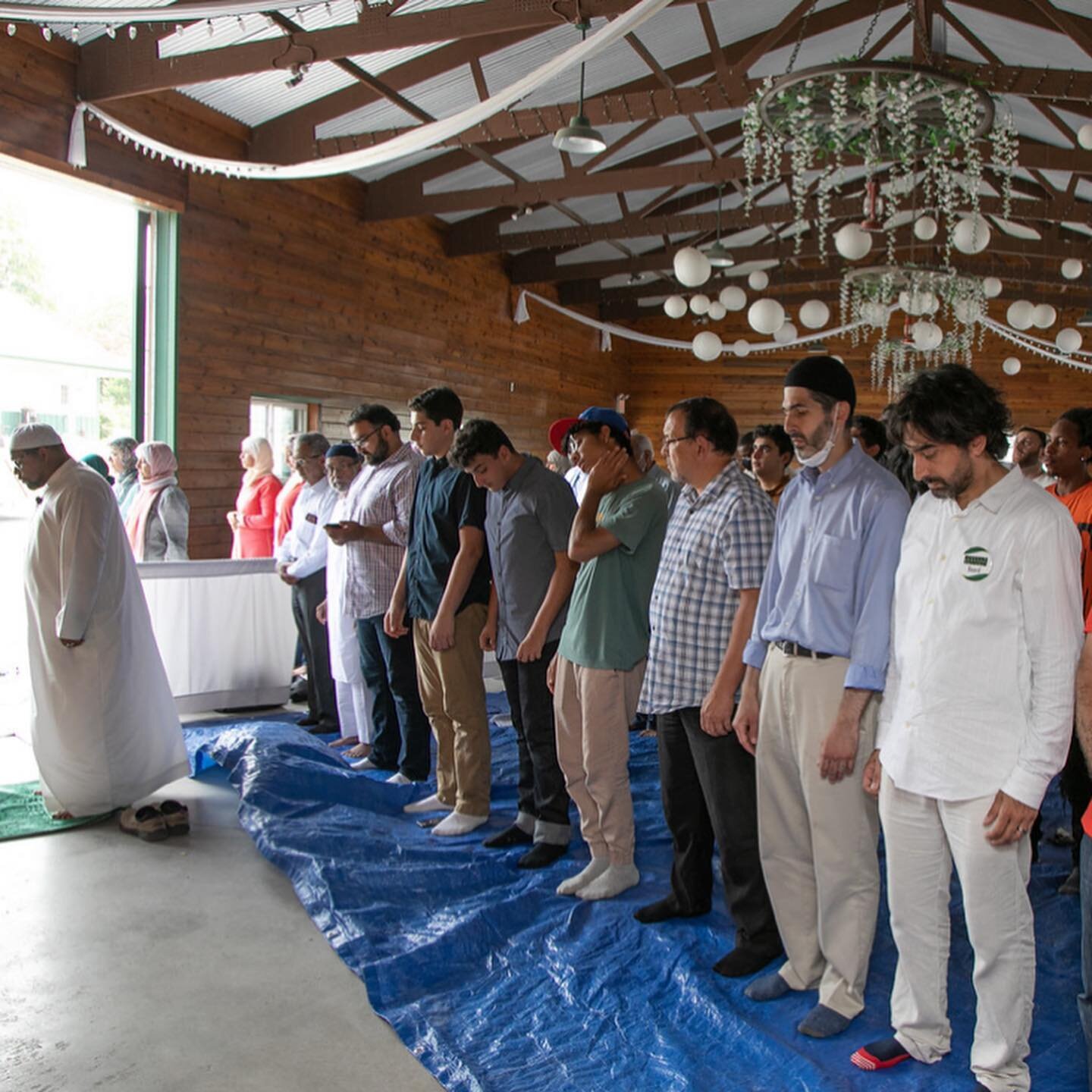 In the afternoon, a beautiful, live call to prayer filled the farm and prayer was lead inside the farm's airy stables. #nwmieid #eiduladha