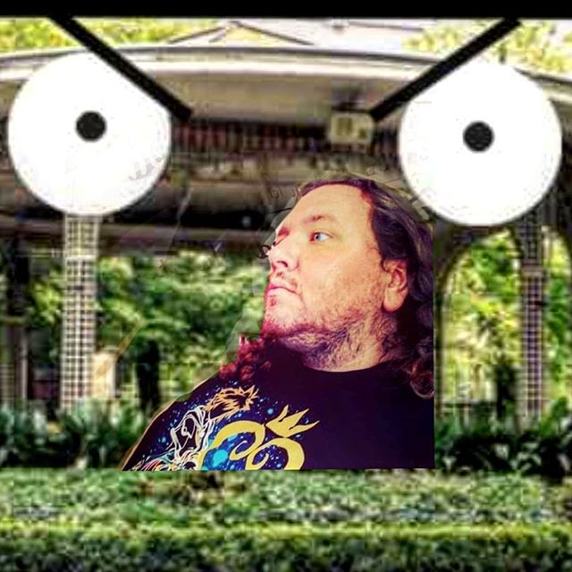 Uhhh, that #gazebo sure looks #angry. What did Mike (@shadesofmidnight) do to anger the gazebo? Find out on Friday when we drop Authors in Abstract Episode 28!
#southernfriedradio #podcast #authorsinabstract #authorsofinstagram #author #writer #meme #writing #writersofinstagram