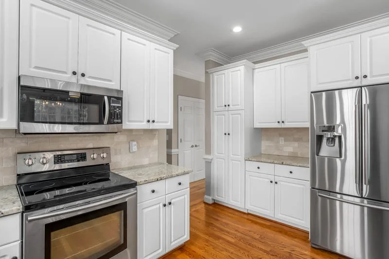 1870 Dunmore Lane-14.jpg