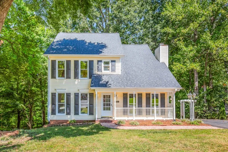 260 Winfield Drive-1.jpg