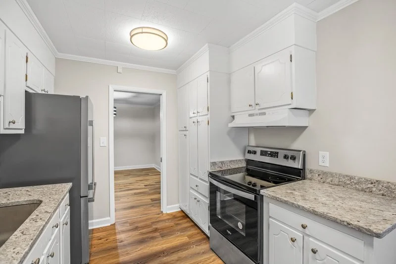 2724 Waldorf Circle-14.jpg