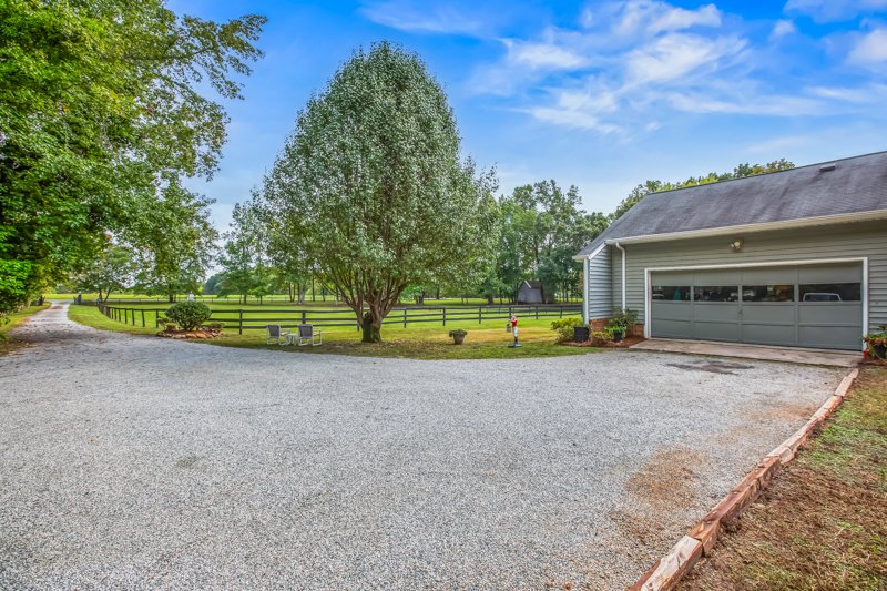 2103 Beeson Road-4.jpg