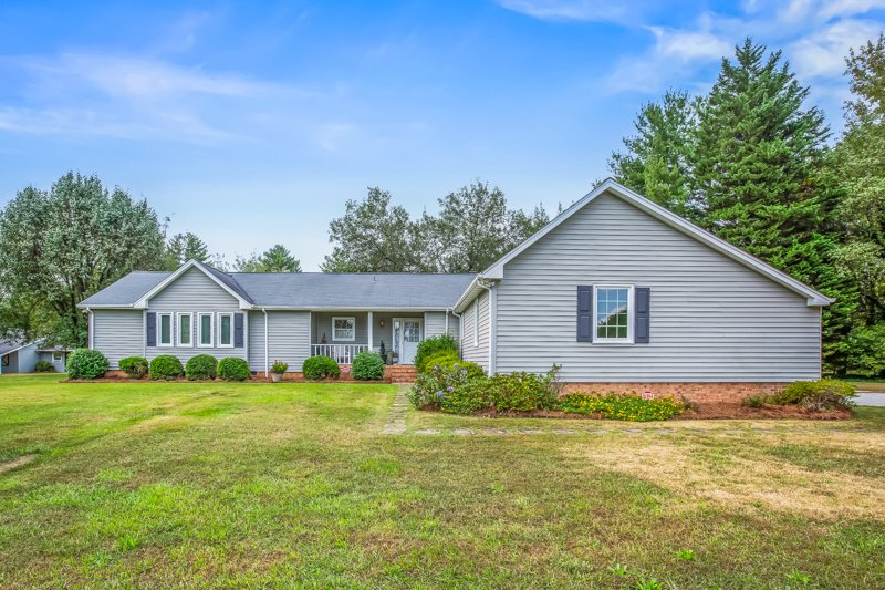 2103 Beeson Road-7.jpg