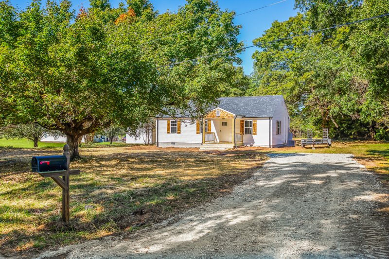 5811 Loradale Drive-1.jpg