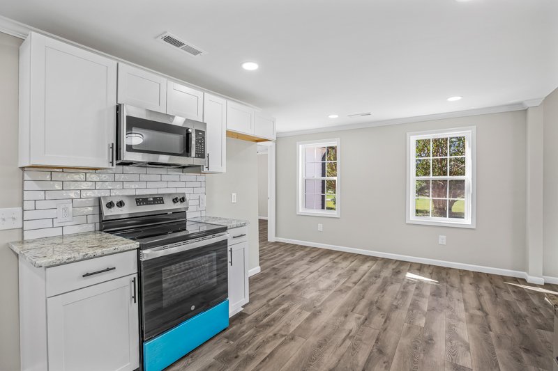 5811 Loradale Drive-12.jpg