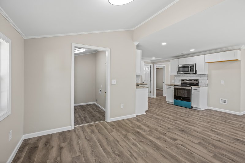 5811 Loradale Drive-16.jpg