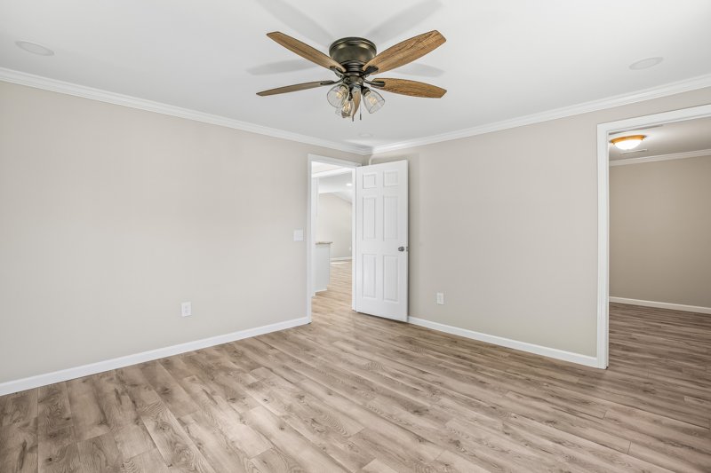 5811 Loradale Drive-21.jpg