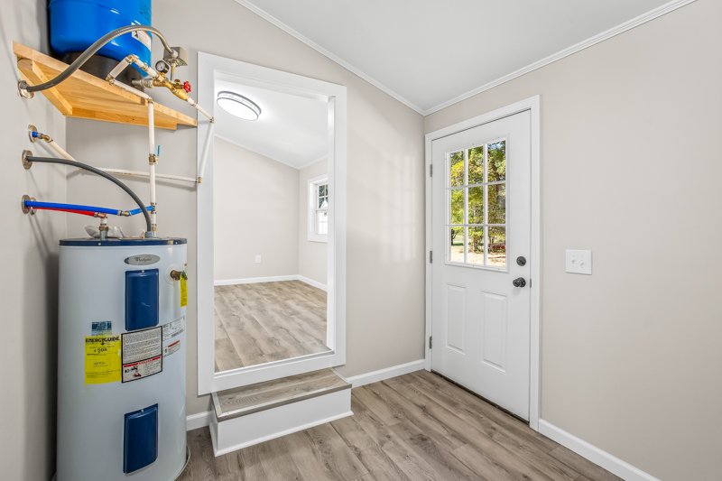 5811 Loradale Drive-26.jpg