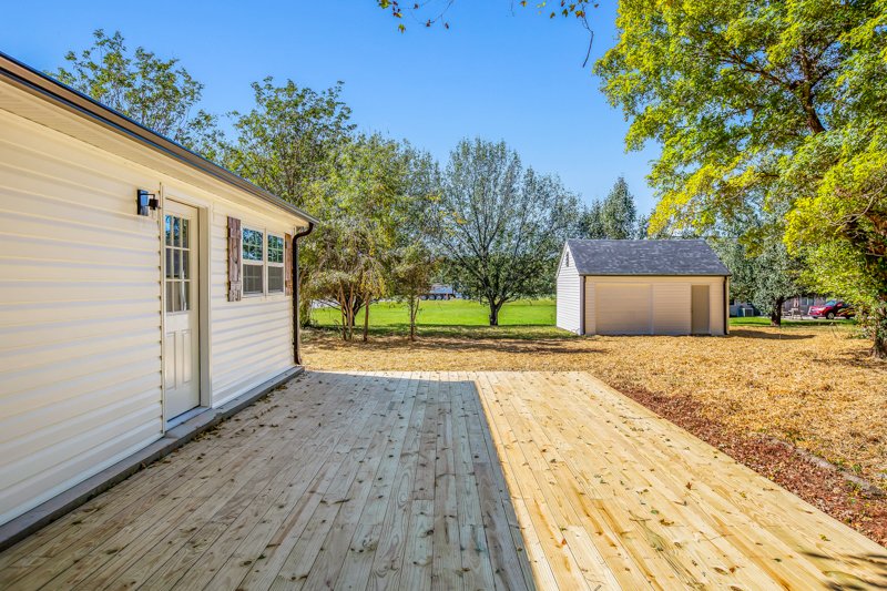 5811 Loradale Drive-28.jpg