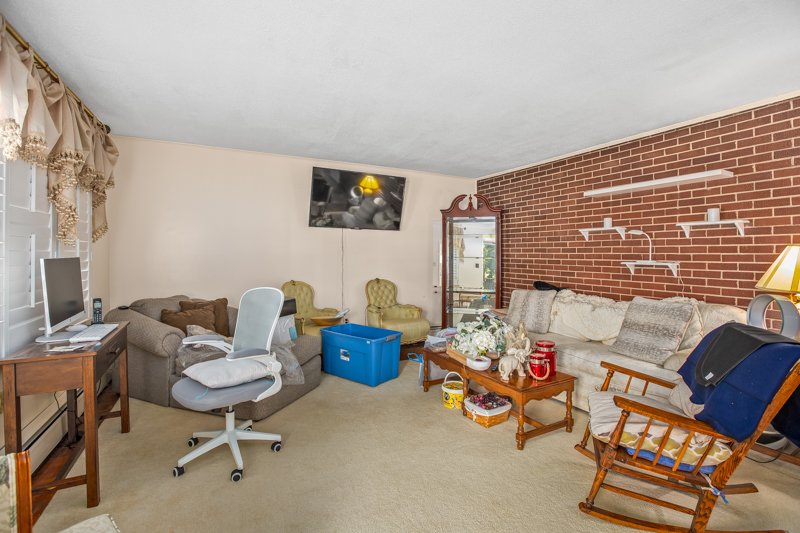 1204 Guest Street-5.jpg