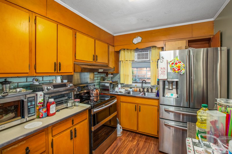1204 Guest Street-12.jpg