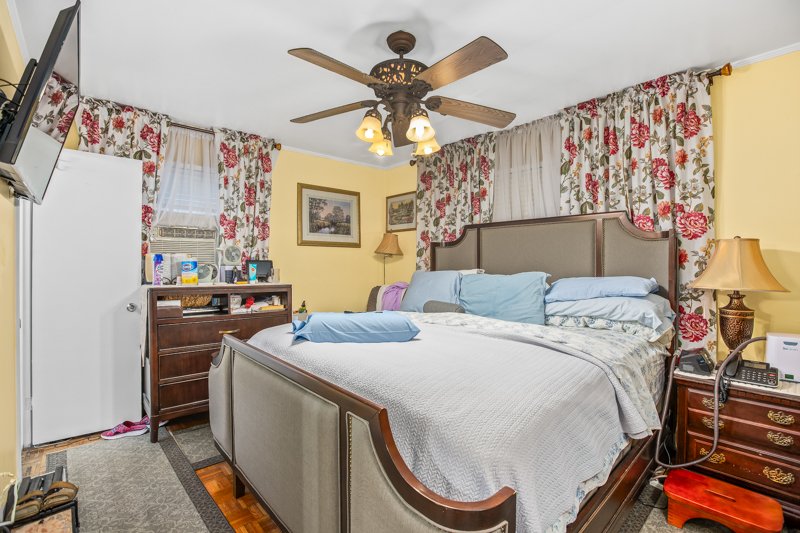 1204 Guest Street-16.jpg