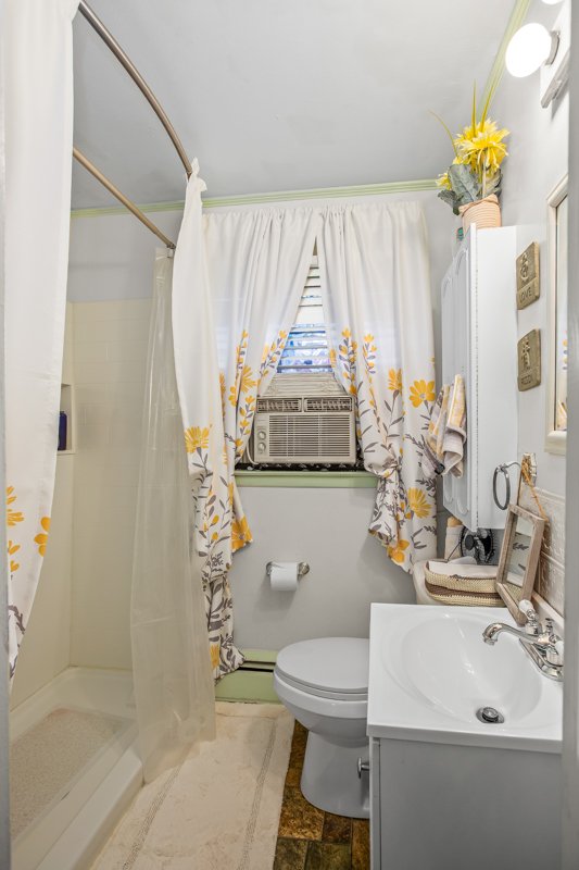 1204 Guest Street-20.jpg