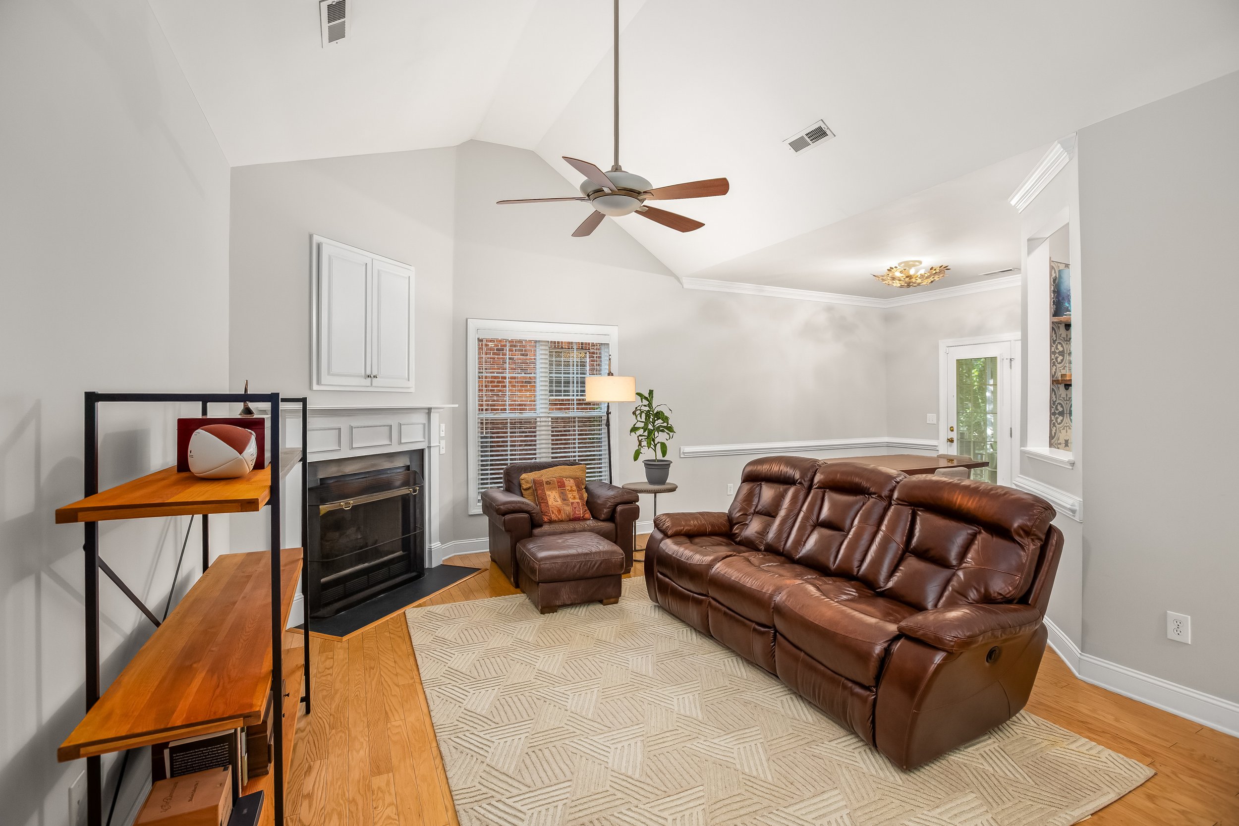 940 Crafton Creek Drive-5.jpg