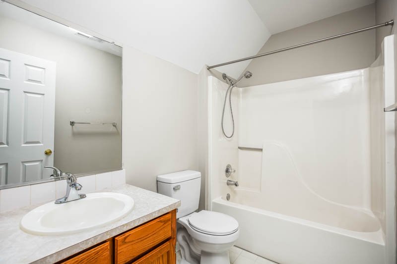 1668 Quillmark Road-13.jpg