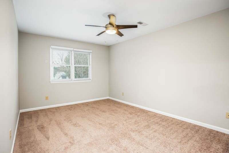 1668 Quillmark Road-14.jpg