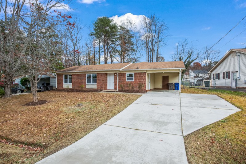 969 Shalimar Drive-1.jpg