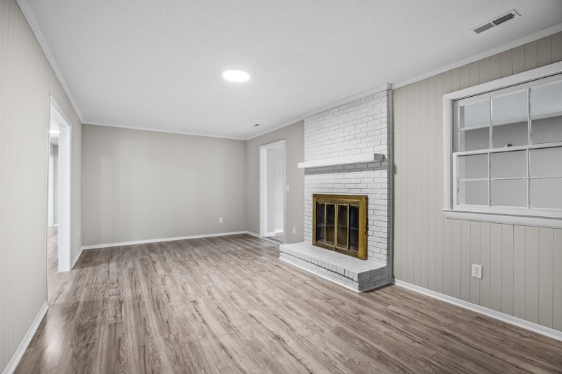 969 Shalimar Drive-10.jpg