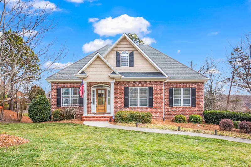 157 Red Hawk Lane-2.jpg