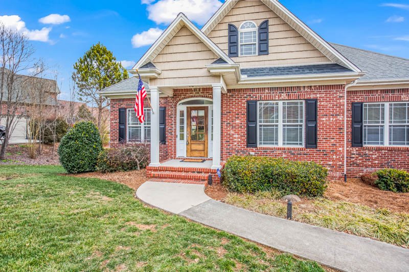 157 Red Hawk Lane-6.jpg