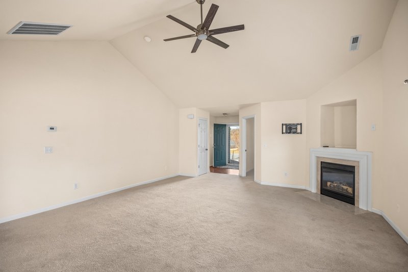 472 Tortoise Lane-7.jpg