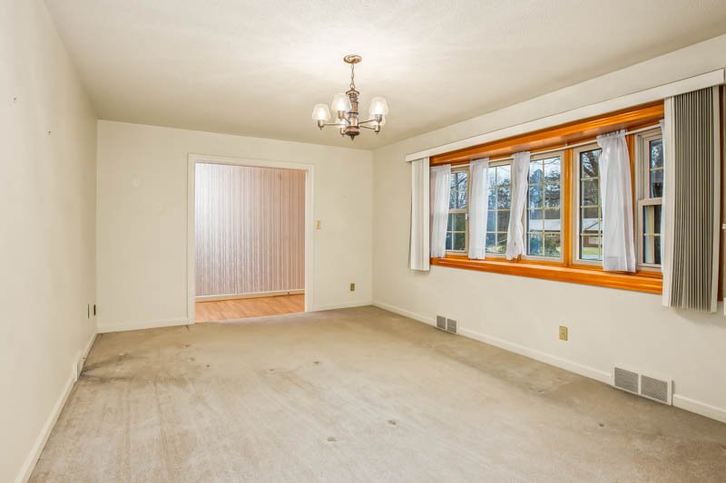 3575 Robindale Drive-6.jpg