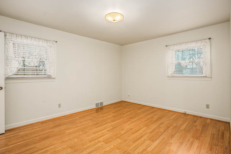 3575 Robindale Drive-15.jpg