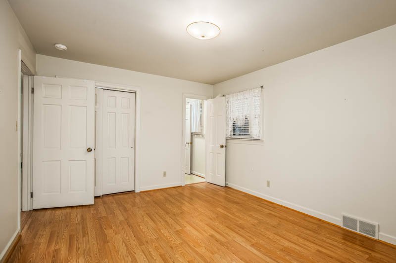 3575 Robindale Drive-17.jpg