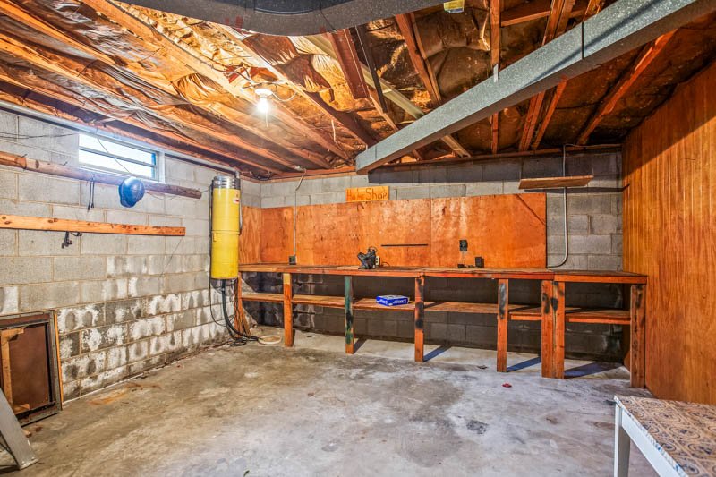3575 Robindale Drive-24.jpg