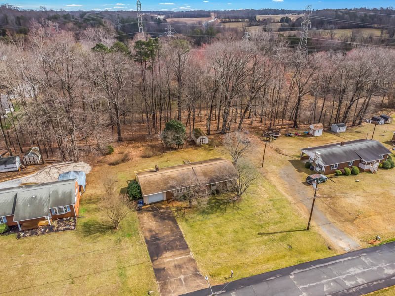 3575 Robindale Drive-35.jpg