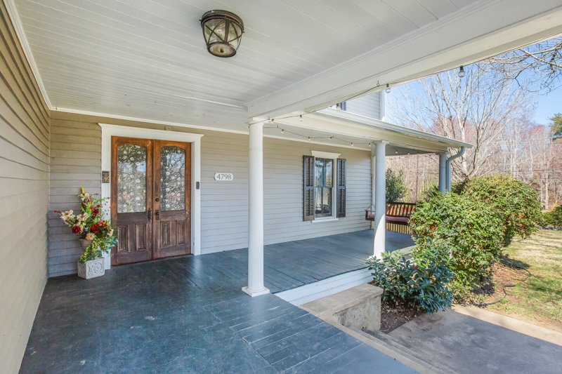 4798 Pfaff Lane-7.jpg